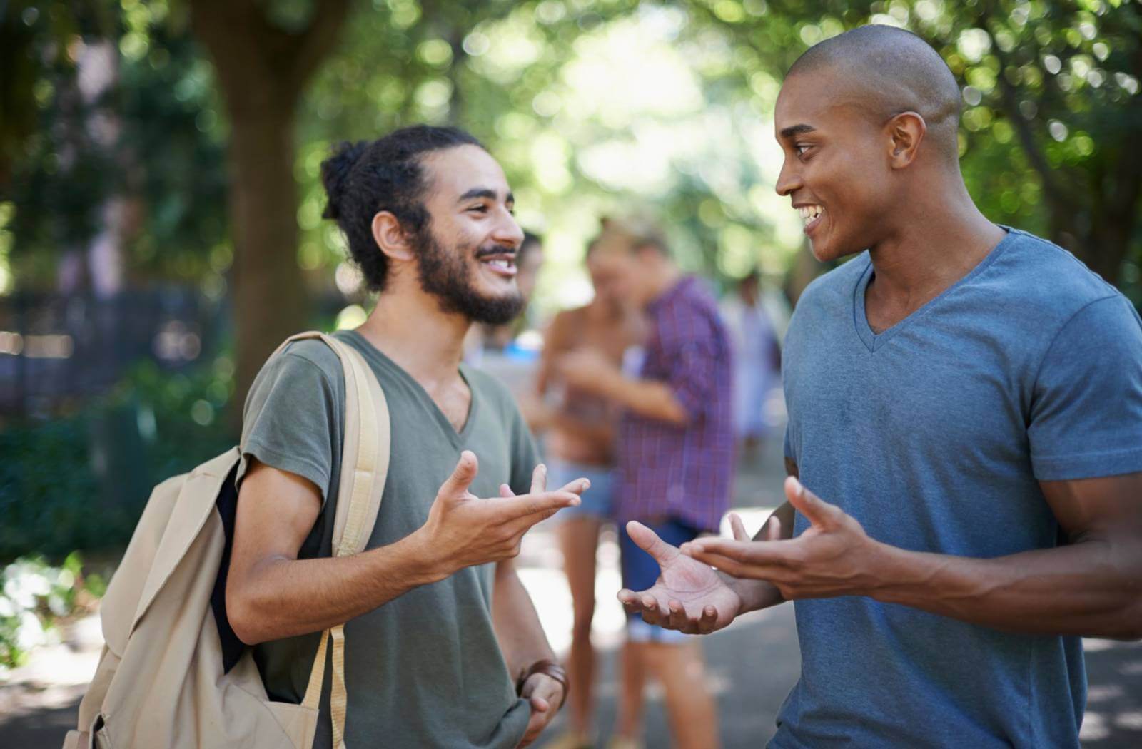 Coming out : comment faciliter la tâche des autres polyamoureux